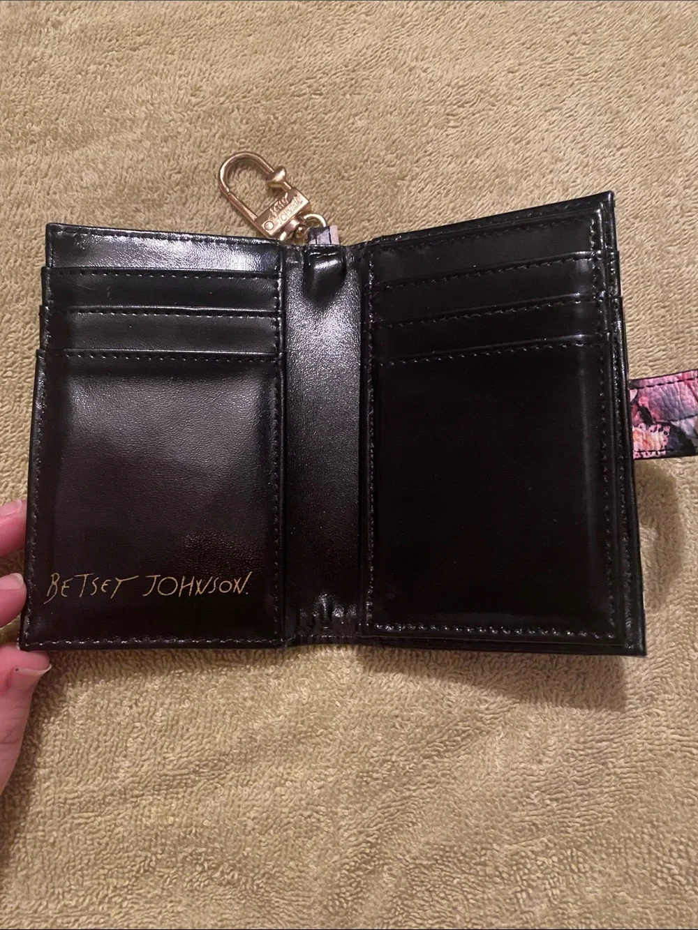 Betsey Johnson Floral Wallet - Picture 4 of 8